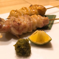 瀧口 - せせり(手前)とぼんじり(奥)の塩焼き
