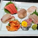 味処 大森 - 刺身盛り合わせ