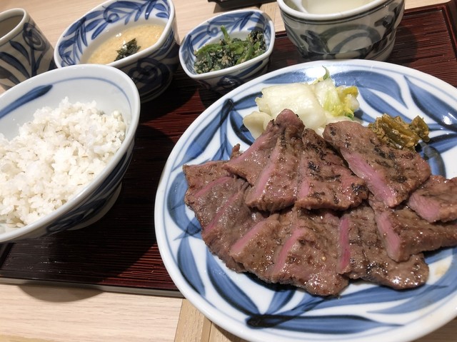 牛たんと和牛焼き青葉 マルイファイミリー溝口店 武蔵溝ノ口 牛タン 食べログ 牛たんと和牛焼き青葉 マルイファイミリー溝口店 武蔵溝ノ口 牛タン 食べログ
