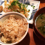 牡蠣と魚 海宝 - 牡蠣ご飯とオカズとみそ汁