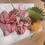 肉寿司 新宿三丁目 - 