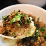 らぁ麺 飛鶏 - 豚煮込み丼