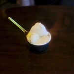 ジェラテリア アクオリーナ - 酒かす ほうじ茶 煎茶の3種盛り（670円）税込