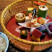 韻松亭 - 花籠膳　雪