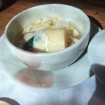 八百亀 - 中は長芋の湯葉あんかけ、