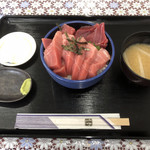 発寒かねしげ鮮魚店 - 本まぐろ丼