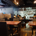 ハカタ オノ - レストランウェディングや各種パーティーもされているところなので、雰囲気も良し。