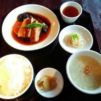 大傳梅梅 - 「日替わり定食膳」豚の角煮 1200円＋税