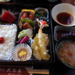 大黒家 - 土日祝日限定　幕の内弁当　1,080円