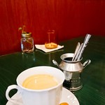 カフェダイニング ドングリ - コーヒー