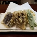 花坊 - 野菜の天婦羅　530円。
