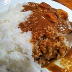レストラン大宮 - 違う部位の鶏肉が居て旨い！