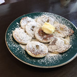 アウデ カース - Poffertjes（オランダ伝統菓子）　450円（税込）