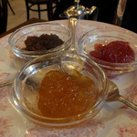 タイニー トリア アフタヌーンティー＆カフェ - 