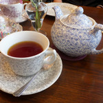 タイニー トリア アフタヌーンティー＆カフェ - イギリスの老舗茶商テイラーズハロゲイトの「ヨークシャーゴールド」