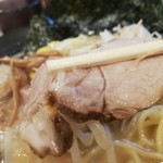 川出拉麺店 - 叉焼も良い味です