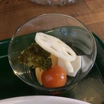 日光珈琲 - もろみ酢の軽いピクルスサラダ