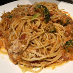 IZUMI DINING - 【 トマトソースパスタ 】
                                トマトのクリームソースがこっくり美味しい♪