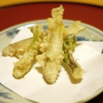 馳走 筏や - 天ぷら　-こしあぶら、稚鮎、たらの芽-