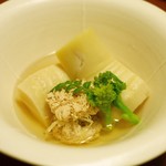 馳走 筏や - 筍と鯛の子の炊き合わせ