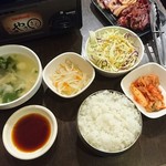 韓国料理 豚肉専門店 福ブタ屋 - 