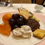 北島亭 - 2019.1.  プティフール