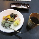 Oishiisanpo - 米粉Sweetsと飲みもののSet