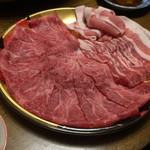 ウジエスーパー - 料理写真:2019年2月。黒毛和牛のミスジと豚肩ロース。