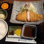 とんかつ和ちゃん - 豚かつ定食　1300円