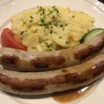 Zum Guldenen Schaf - Schwabische Maultaschen serviert mit Zwiebeln und Kartoffelsalat