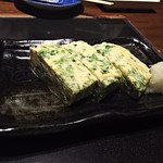 おいしい寿司と活魚料理 魚の飯 - 海苔入りだし巻き玉子