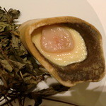 フロリレージュ - 器は牛の骨。