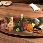 Kaisen Izakaya Tsukiji Hana No Mai Futamatagawa Minamiguchi Ten - 