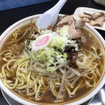 手打らーめん 勝龍 - ニボシダイス大盛 ¥920