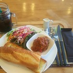 SEKAI CAFE Oshiage - 