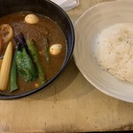Kari Ando Kafe Sama - ハンバーグ野菜カリー