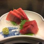 おい川 - マグロ刺身(980円)