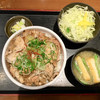 炭火焼豚丼 信玄 下阪本 本店