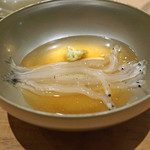 三谷 - 宍道湖の白魚　十四代と鰹節の餡かけで