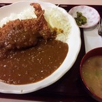 かつふじ - カツカレー80gロース590円＋豚汁120円＋えび120円