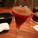 フィナンシェ - ”ほぼ苺”のカクテル