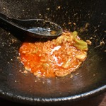 麺喰屋 Senmi - ★激辛汁なし坦々麺（880円）半熟玉子（100円）ライス（100円）★麺完食後の残スープ