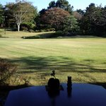 葛城 北の丸 - テーブルからのお庭