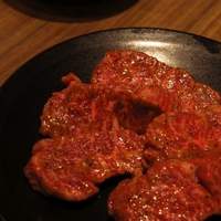 焼肉うしごろ 西麻布本店 - サガリは厚切りでw