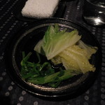 瀬里奈 - 　宮城県産の芹、白菜をしゃぶしゃぶのスープで調理したものです。