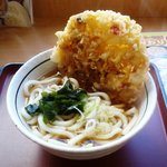 Yamadaudon - 天ぷらうどん 400円