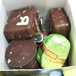 BERNACHON - １２粒入って２０€弱