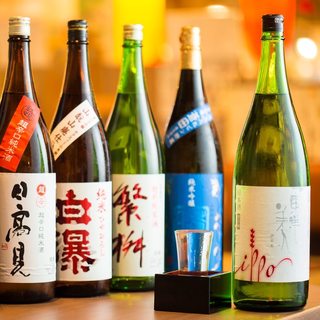 ●焼酎を中心に多彩なラインナップでお届け。プレミアム焼酎も！