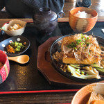 Toufu Ryourihanabishi - 豆腐ステーキ定食