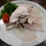 食堂 おがわ - てっさ！白子と和えて食べるとヤバい(笑)